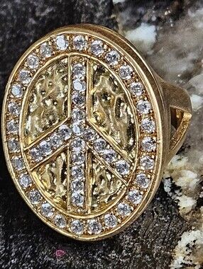 Glow by Sheila Fajl Peace Sign Ring Sz 7